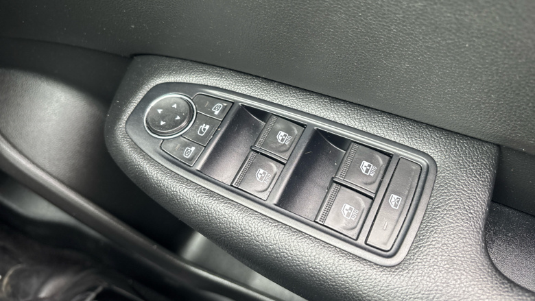 Renault Arkana 1.6 E-TECH Hybrid 145 Iconic 5dr Auto Hybrid Estate